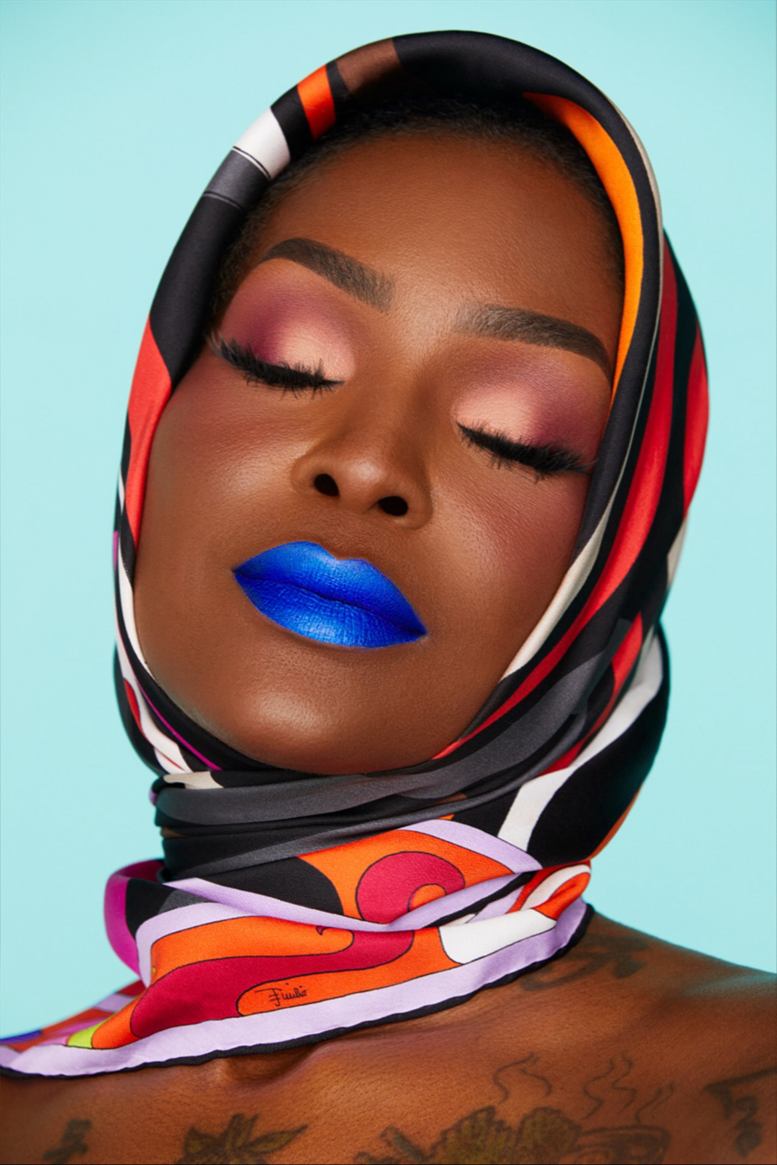 | SHOP |    Sapphire Smoke | LIMITED EDITION